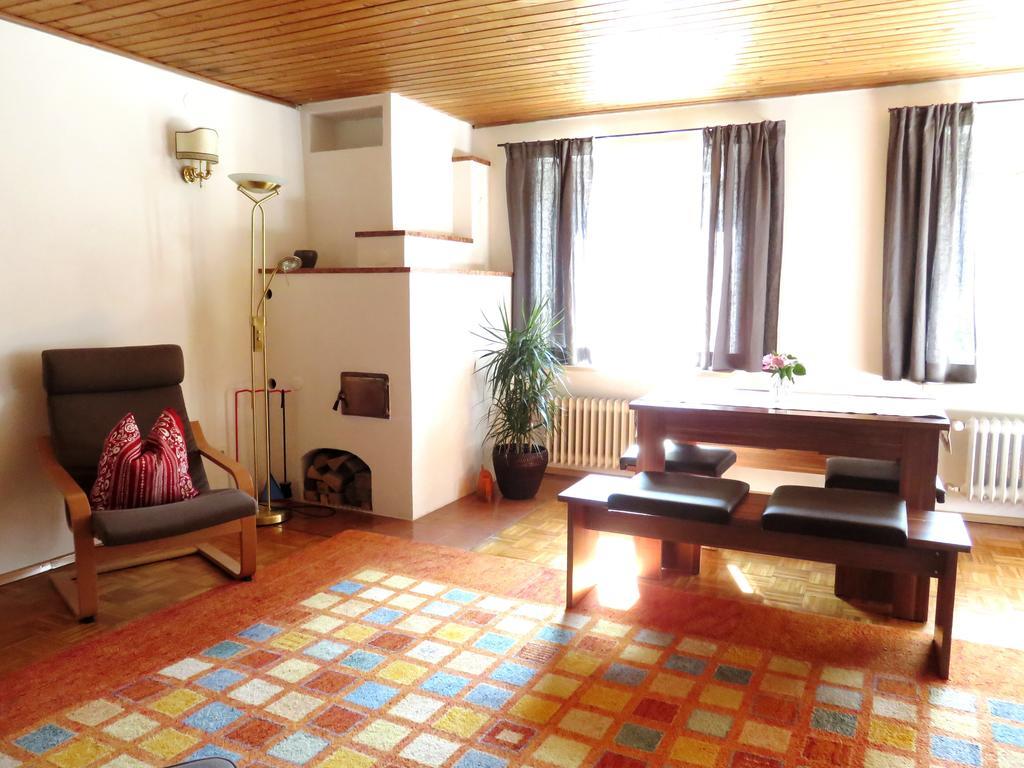 Ferienwohnung Aumuehle Freilassing Ruang foto